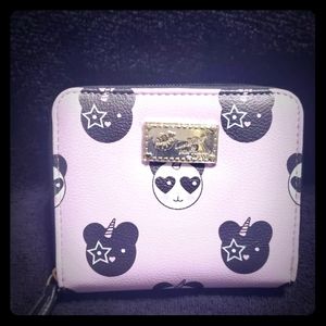 Betsey johnson wallet